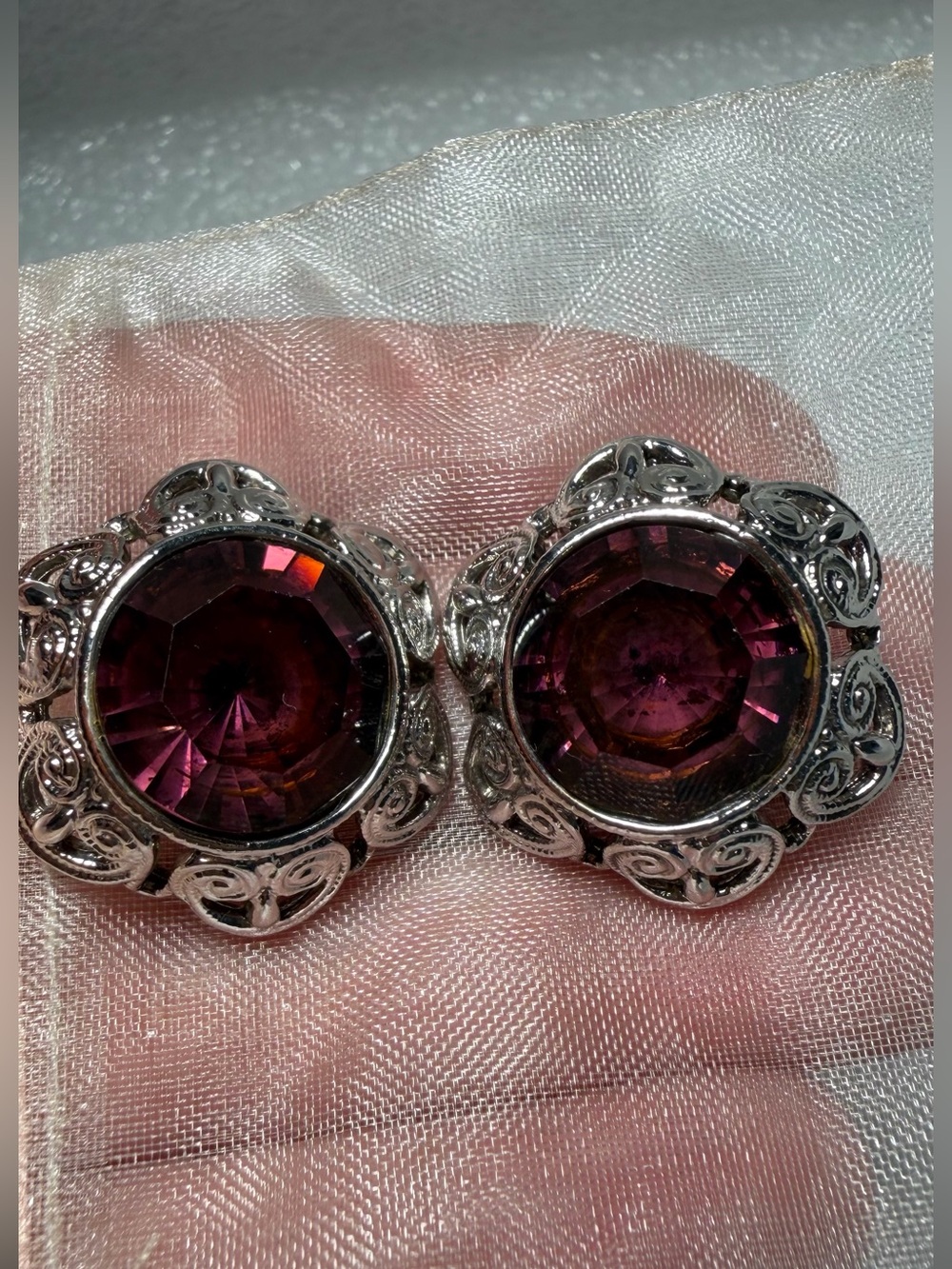 Vintage Filigree Clip-On Earrings – Silver Tone & Garnet Glass – Mid‑Century Ele